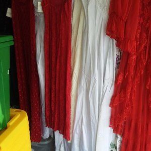 LOT OF 75 SEXY LINGERIE FROM CLOSED SHOP. GOWNS,SEXY TOPS,2 PC &3PC TEDDIES